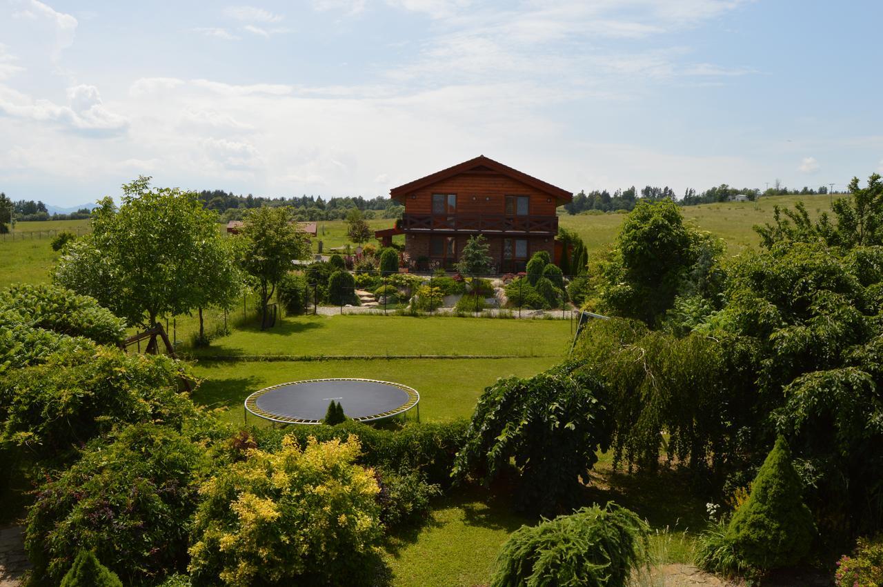 Penzion Tri klasy Nova Lesna Bagian luar foto